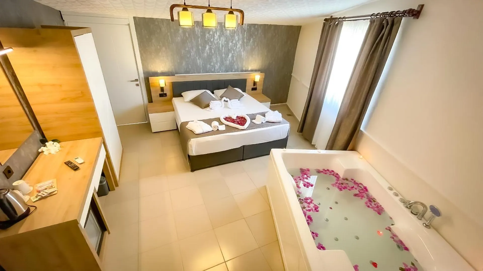 Bloomtalya Hotel Antalya 0*,
